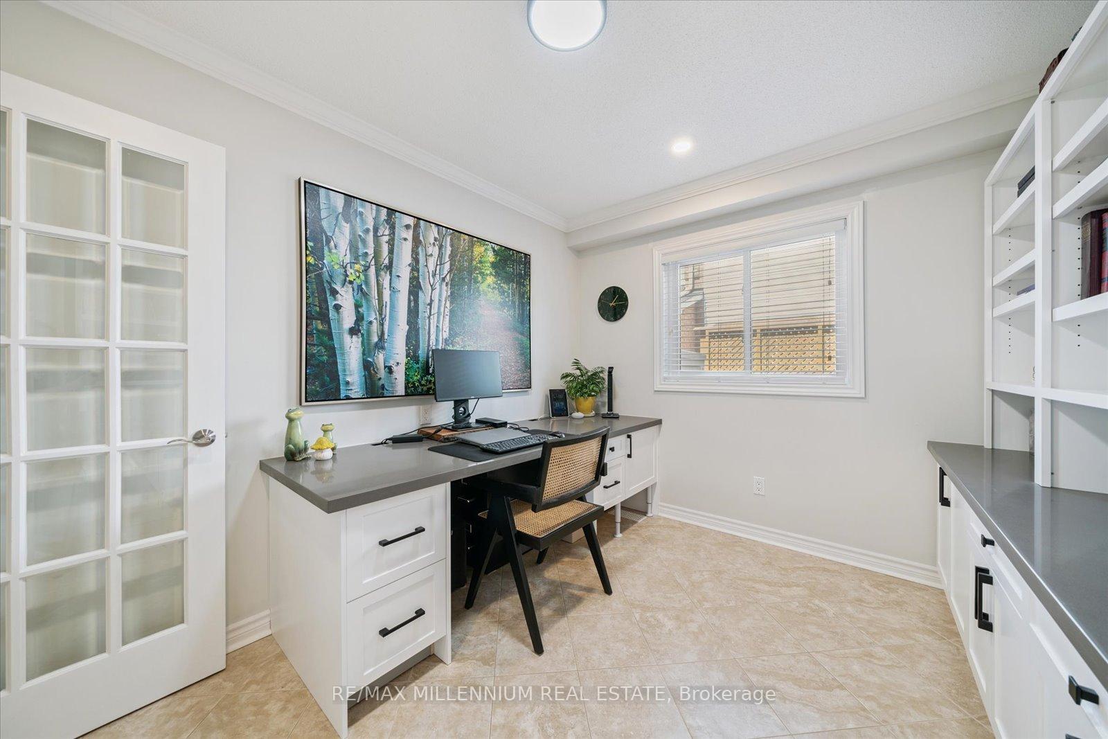Photo 9 of 237 Glenabbey Drive, Clarington, Courtice — HOMEH