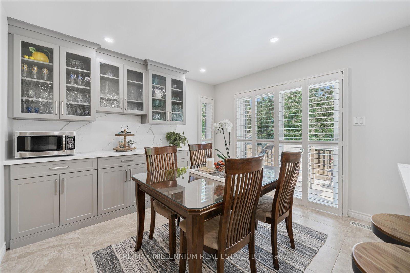 Photo 15 of 237 Glenabbey Drive, Clarington, Courtice — HOMEH