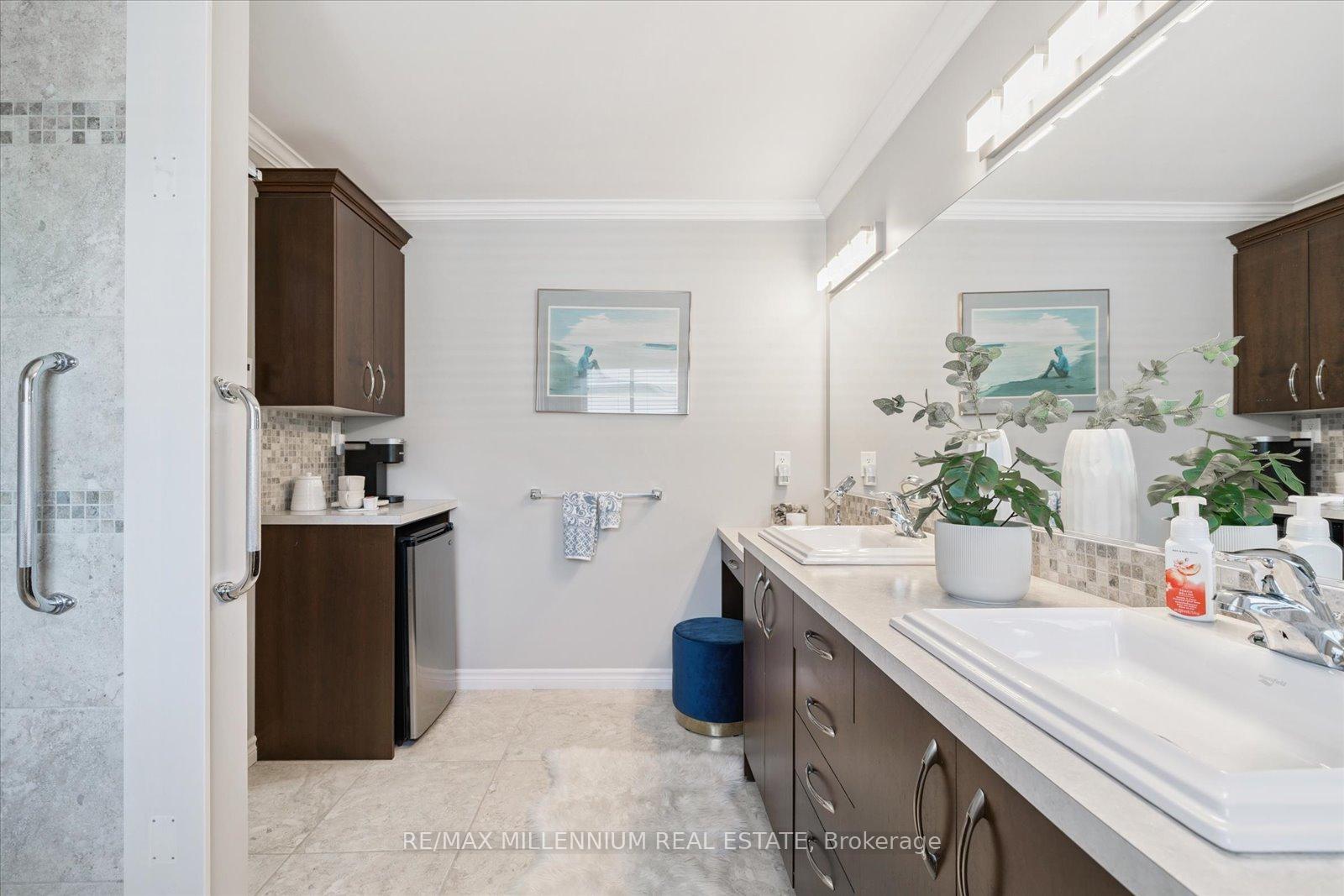 Photo 29 of 237 Glenabbey Drive, Clarington, Courtice — HOMEH