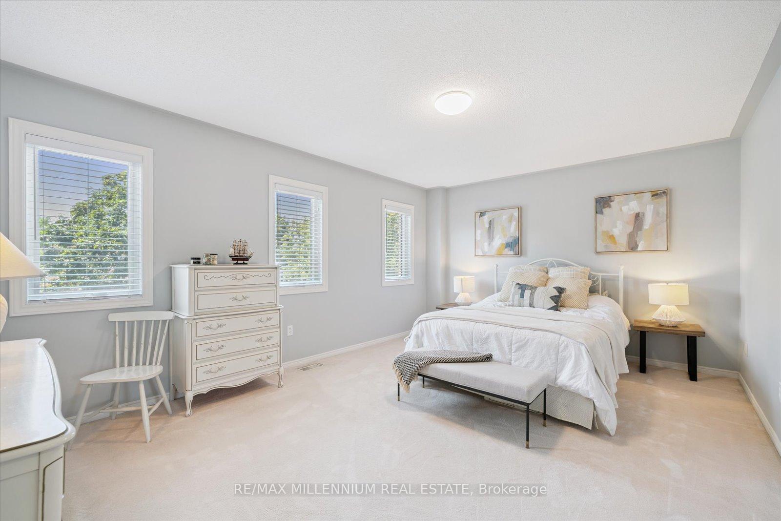 Photo 32 of 237 Glenabbey Drive, Clarington, Courtice — HOMEH