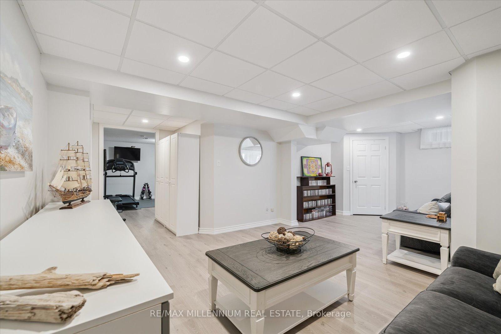 Photo 40 of 237 Glenabbey Drive, Clarington, Courtice — HOMEH