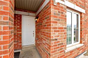 Photo 2 of Unit 3, 2484 Post Road, Oakville, River Oaks — HOMEH