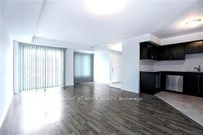 Photo 5 of Unit 3, 2484 Post Road, Oakville, River Oaks — HOMEH