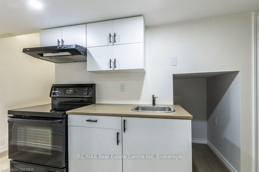 Photo 32 of 222 Poppy Drive E, Guelph, Pineridge/Westminster Woods — HOMEH
