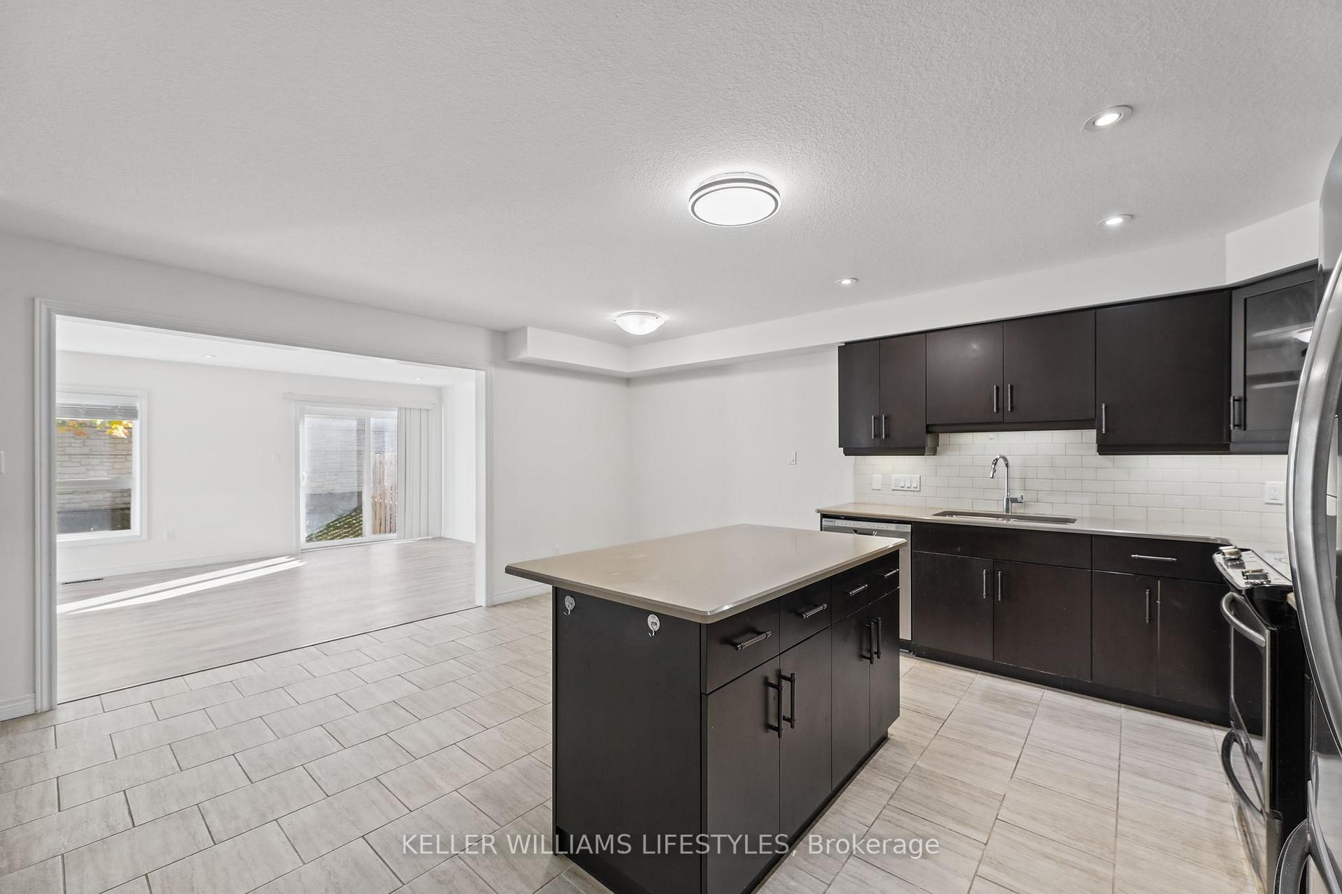 Photo 8 of Unit 63, 1220 Riverbend Road, London, South B — HOMEH