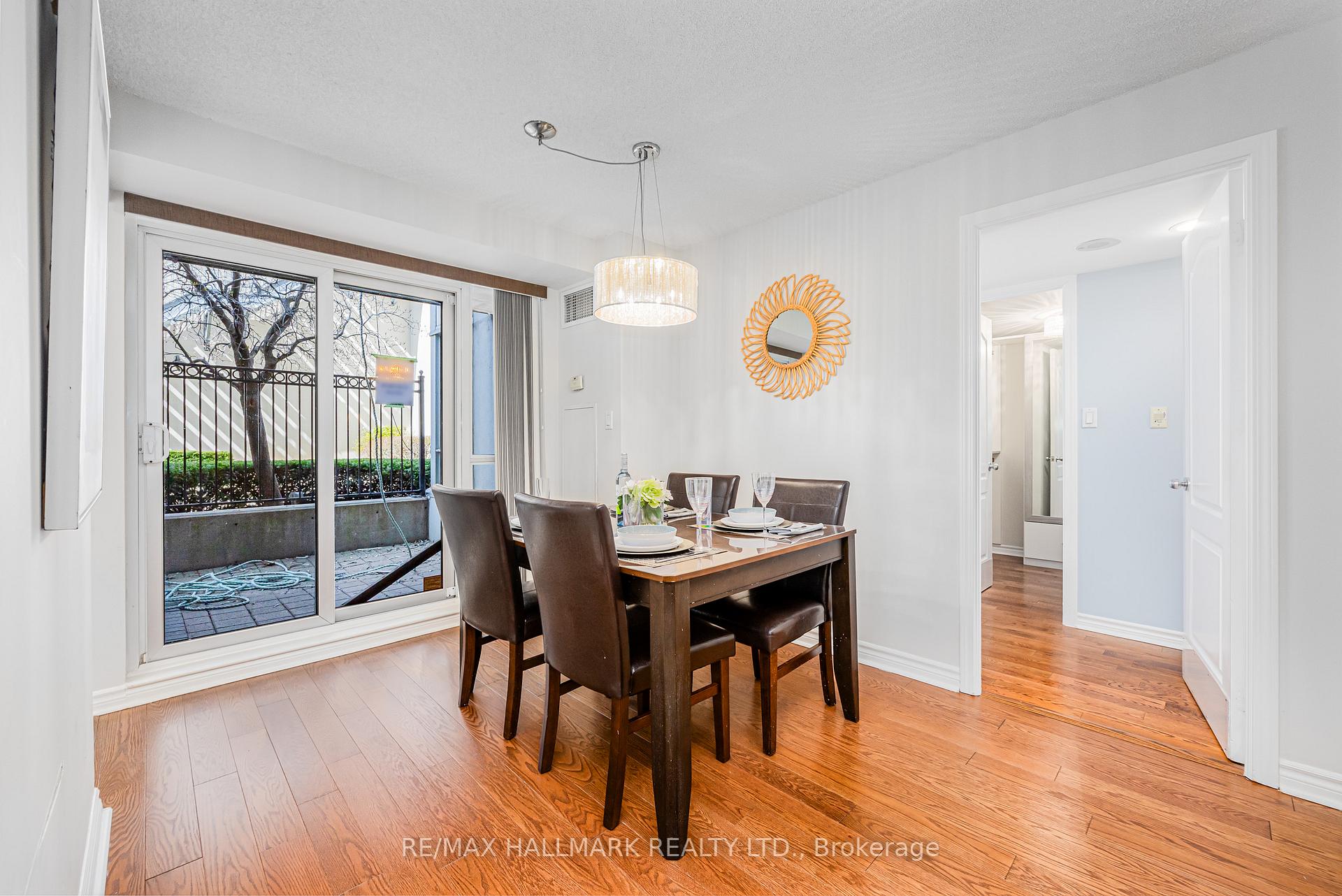 Photo 10 of Unit 112, 3 Rean Drive, North York, Bayview Village — HOMEH