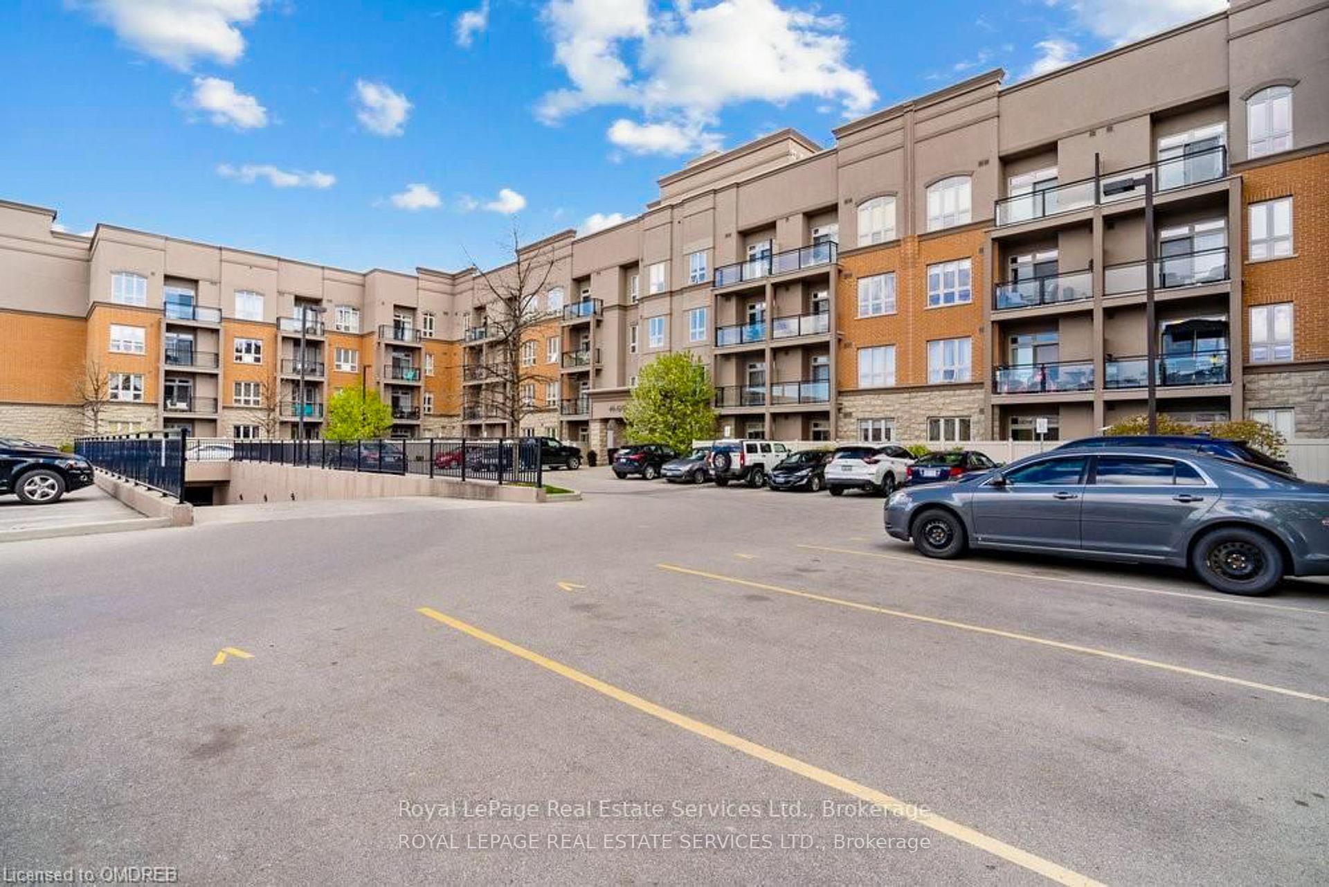 Photo 8 of Unit 106, 5317 Upper Middle Road, Burlington, Orchard — HOMEH