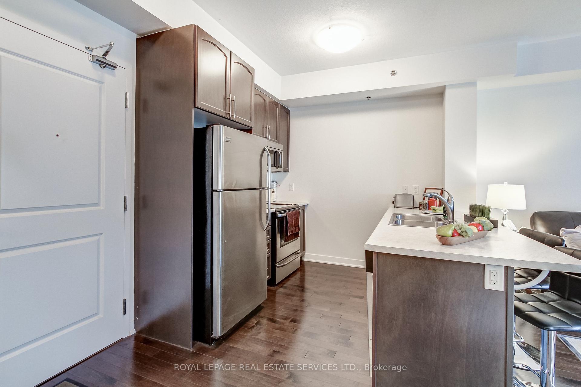 Photo 16 of Unit 106, 5317 Upper Middle Road, Burlington, Orchard — HOMEH