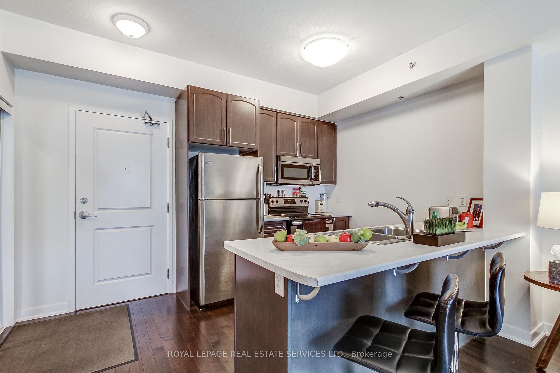 Photo 17 of Unit 106, 5317 Upper Middle Road, Burlington, Orchard — HOMEH