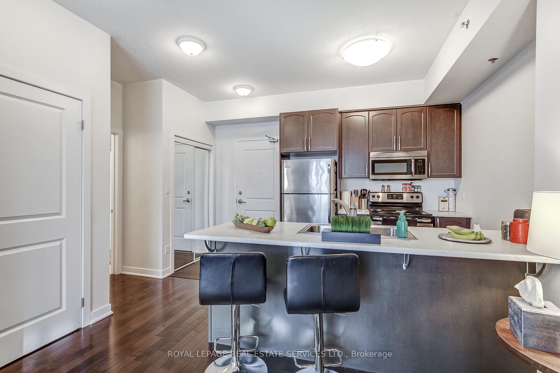 Photo 19 of Unit 106, 5317 Upper Middle Road, Burlington, Orchard — HOMEH
