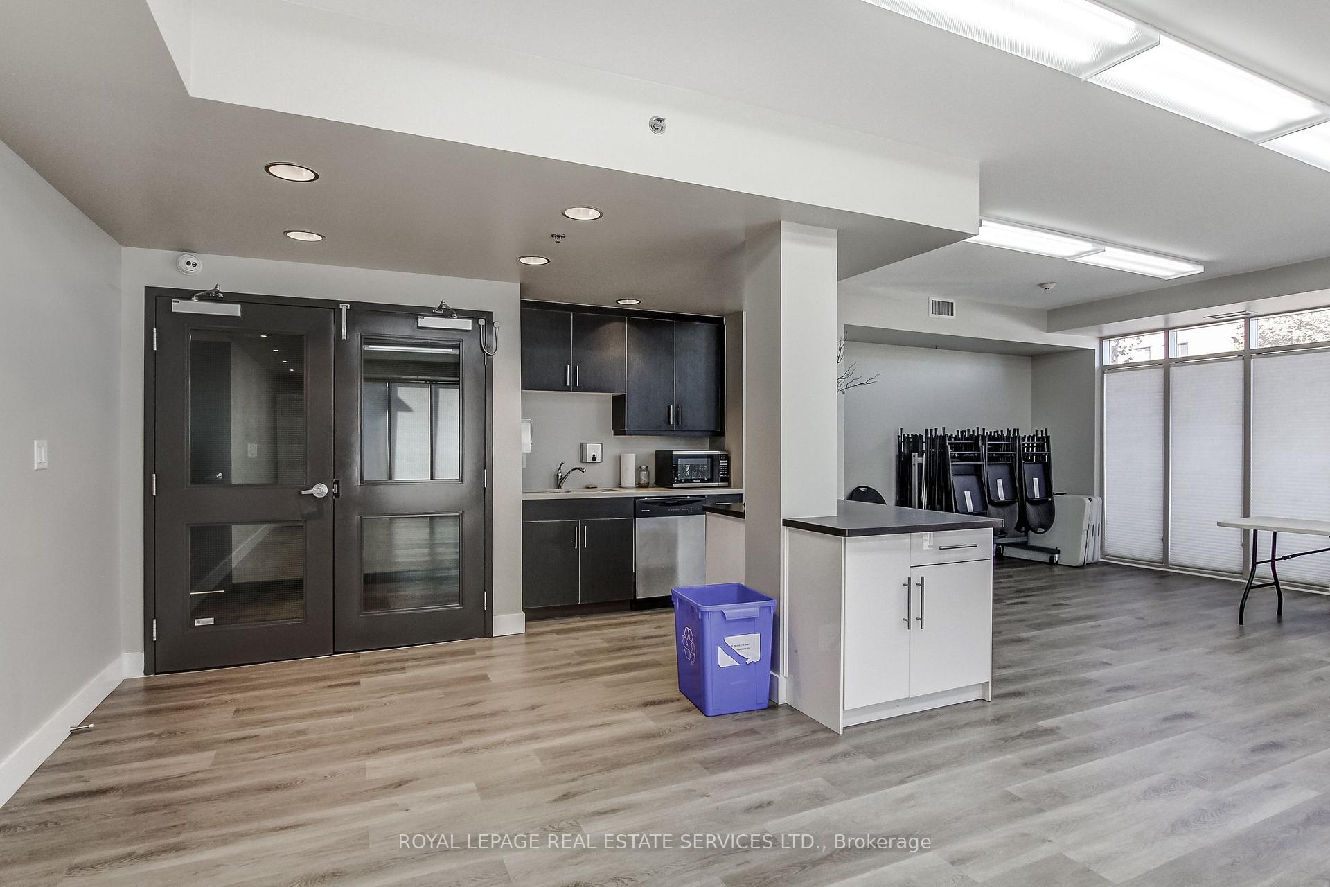 Photo 37 of Unit 106, 5317 Upper Middle Road, Burlington, Orchard — HOMEH