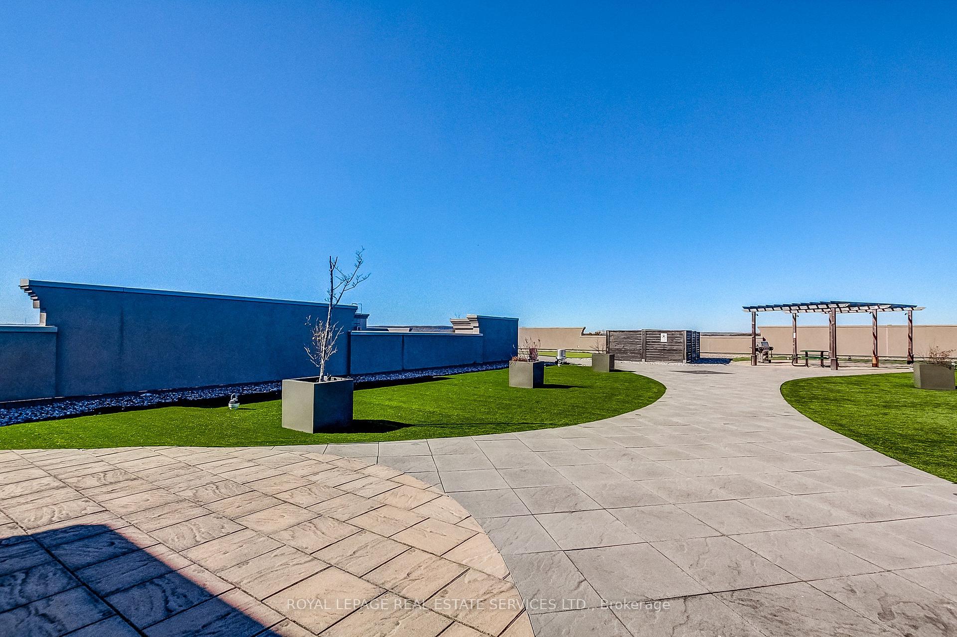 Photo 39 of Unit 106, 5317 Upper Middle Road, Burlington, Orchard — HOMEH