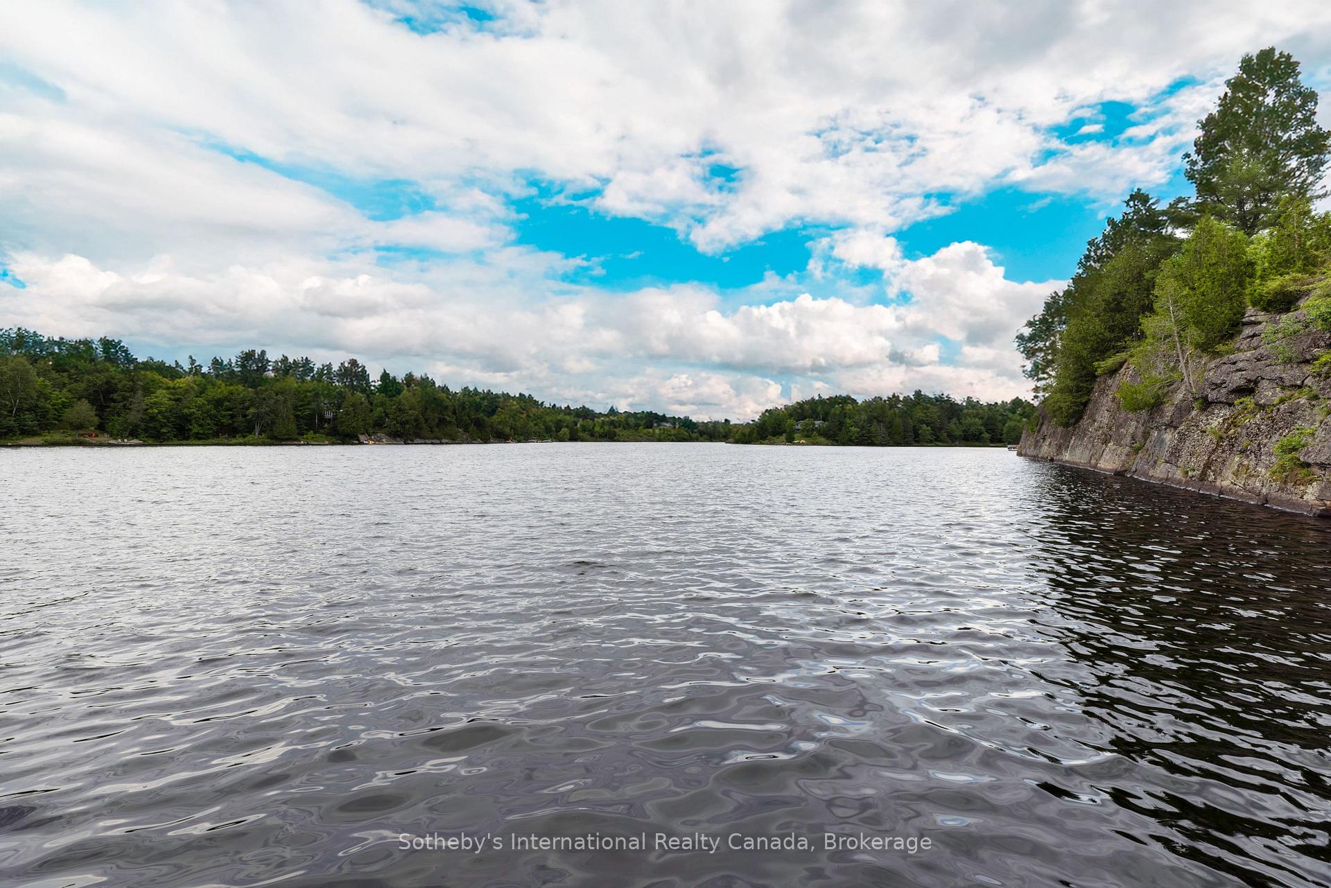 Photo 23 of 20 Kodiak Road, McKellar — HOMEH