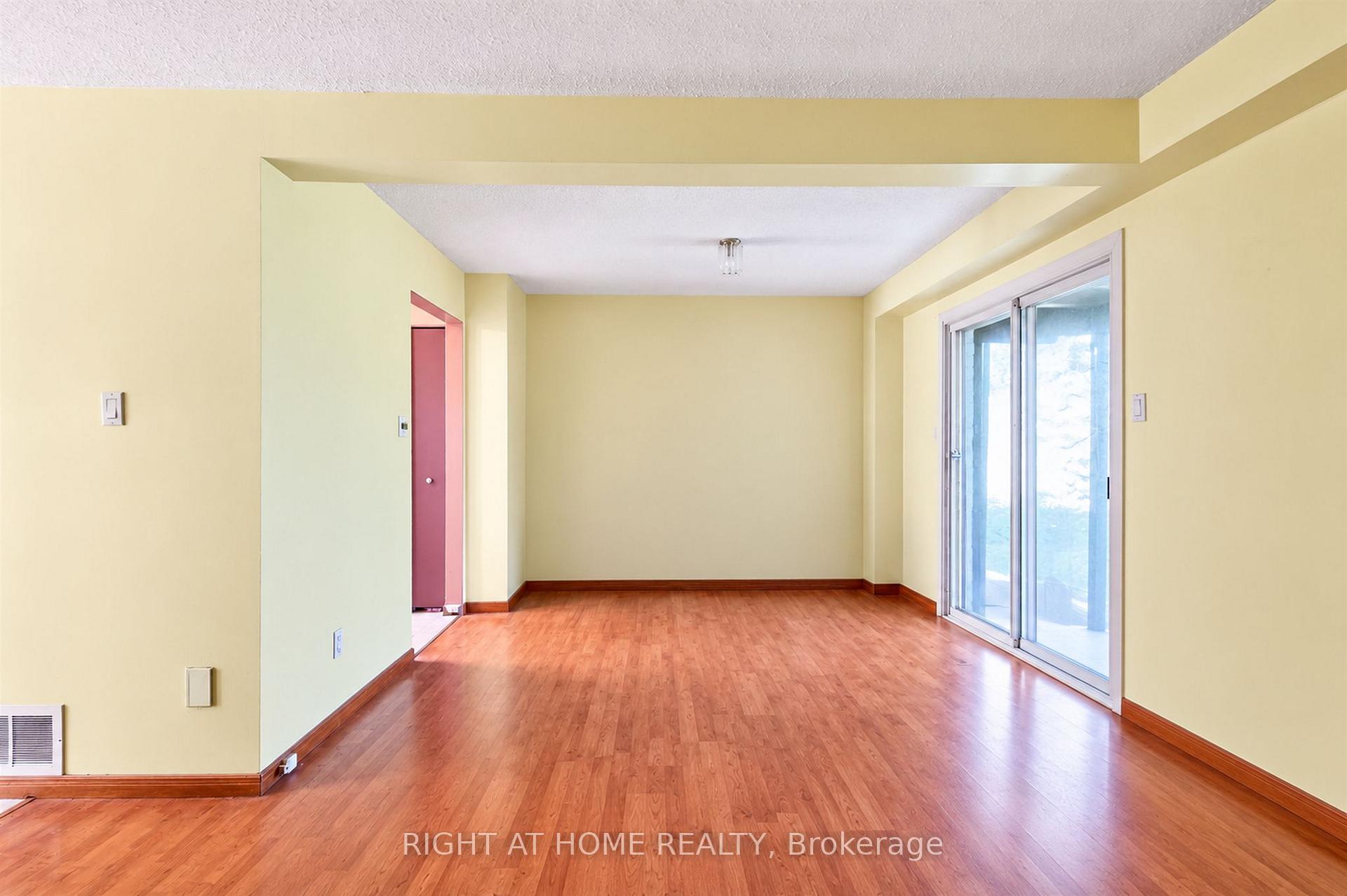 Photo 7 of 68 Trott Square, Scarborough, Malvern — HOMEH