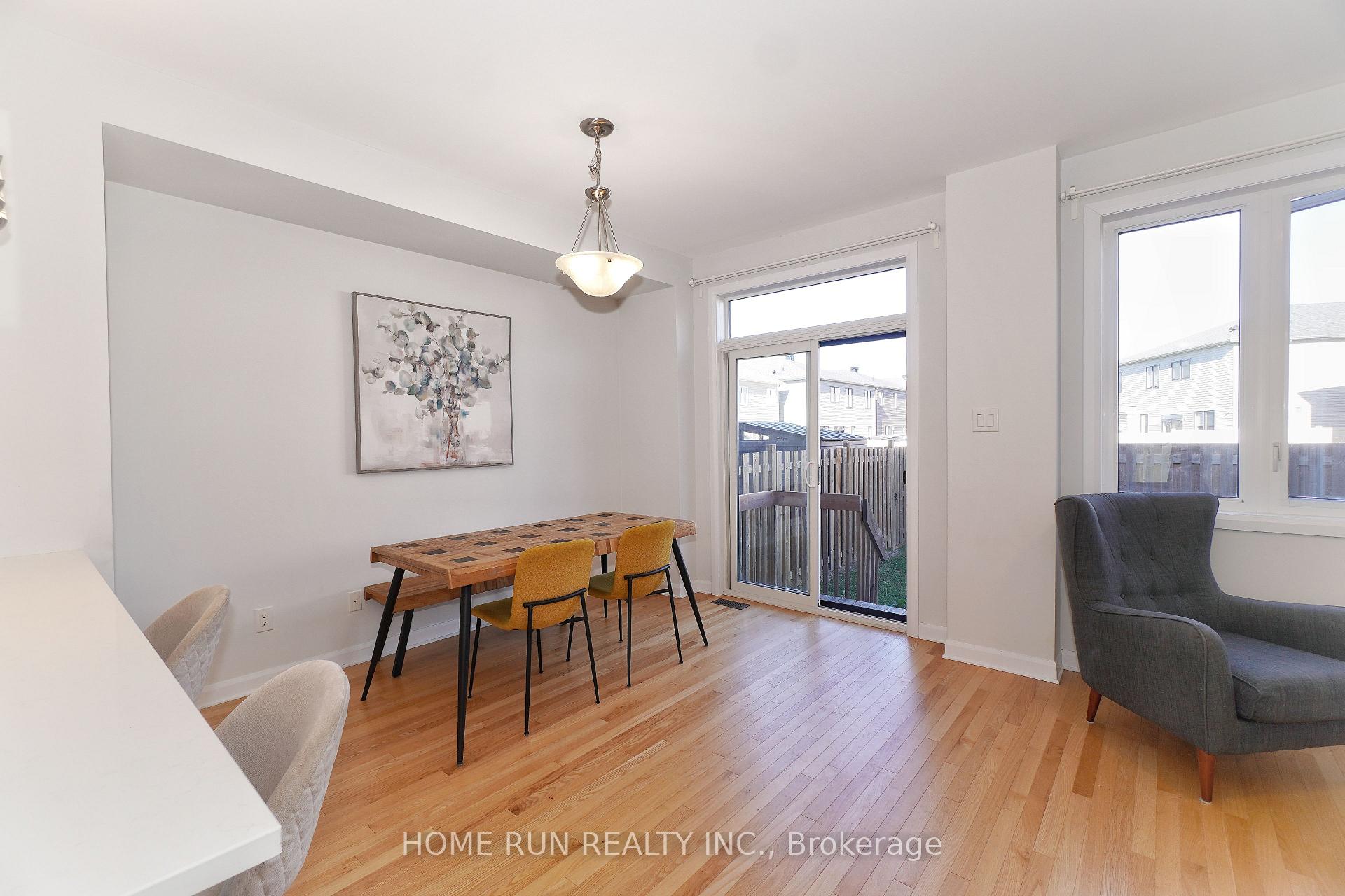 Photo 12 of 211 Clonrush Way, Ottawa, Kanata - Kanata Lakes/Heritage Hills — HOMEH