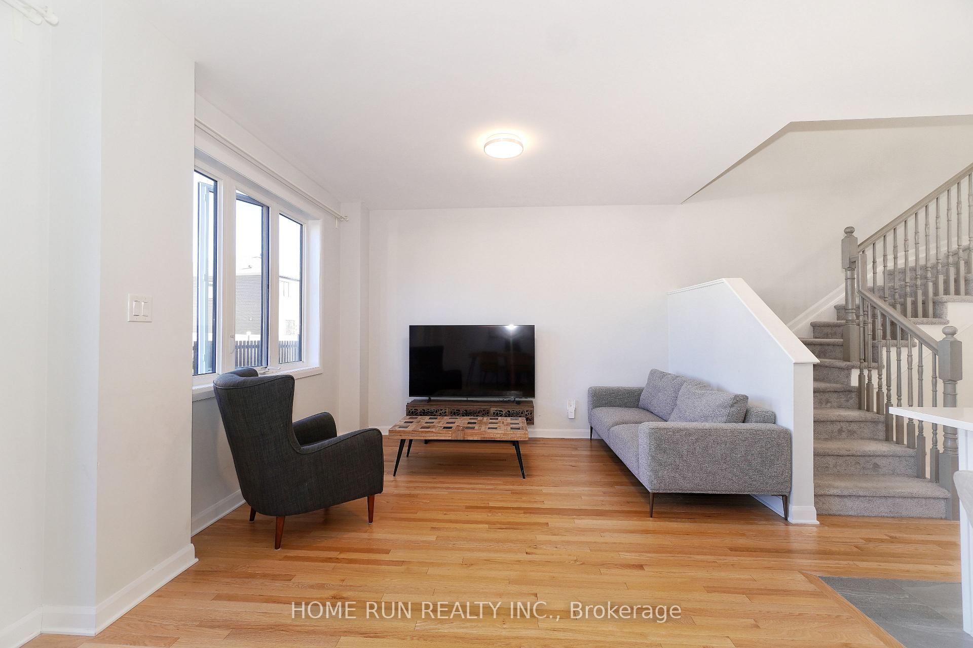 Photo 14 of 211 Clonrush Way, Ottawa, Kanata - Kanata Lakes/Heritage Hills — HOMEH