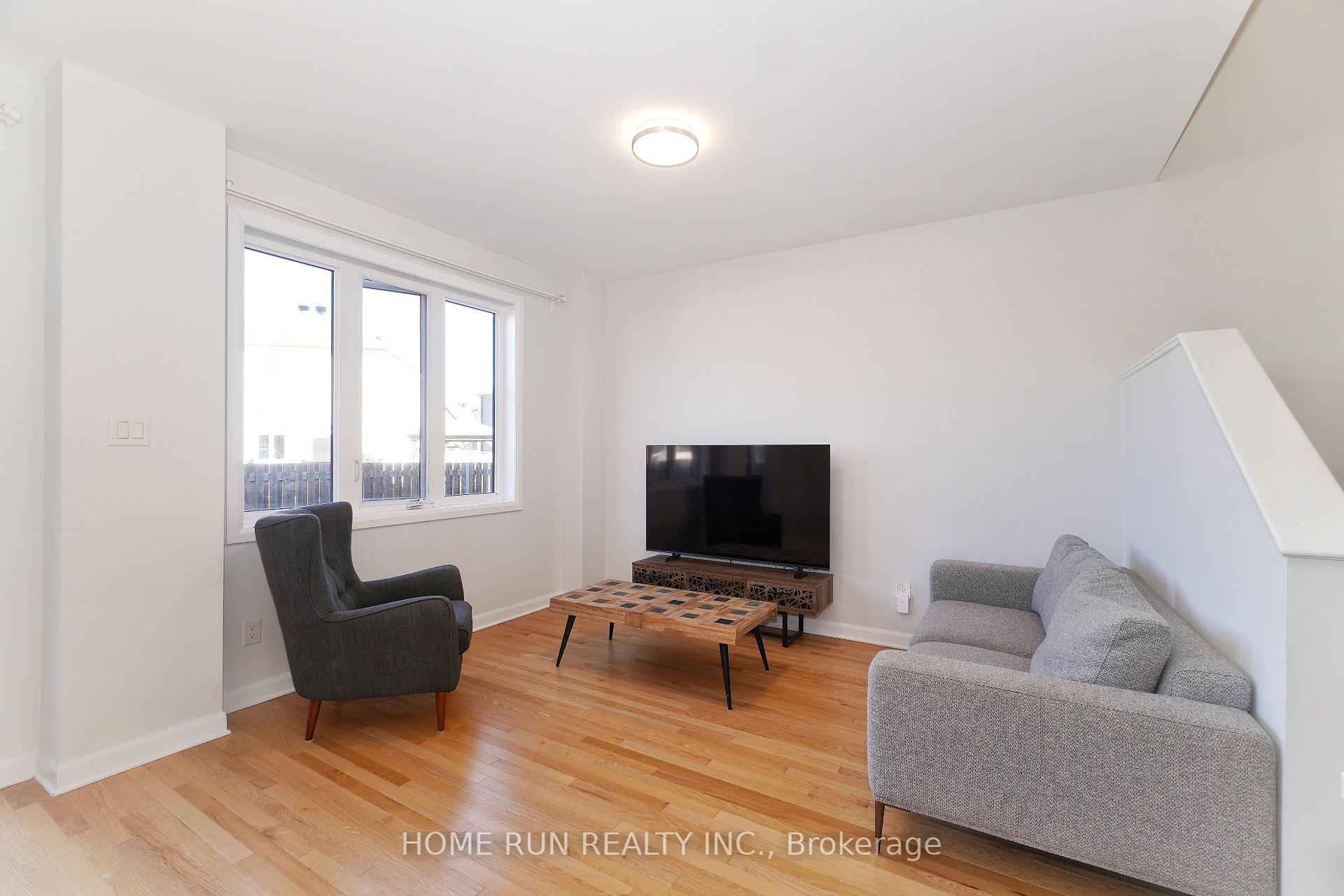 Photo 15 of 211 Clonrush Way, Ottawa, Kanata - Kanata Lakes/Heritage Hills — HOMEH