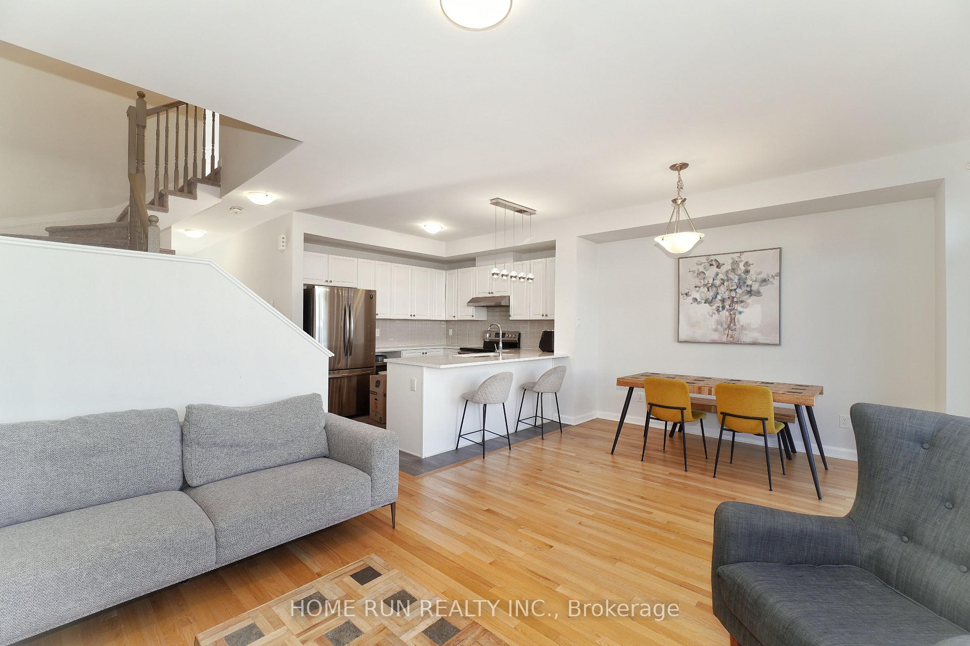 Photo 17 of 211 Clonrush Way, Ottawa, Kanata - Kanata Lakes/Heritage Hills — HOMEH