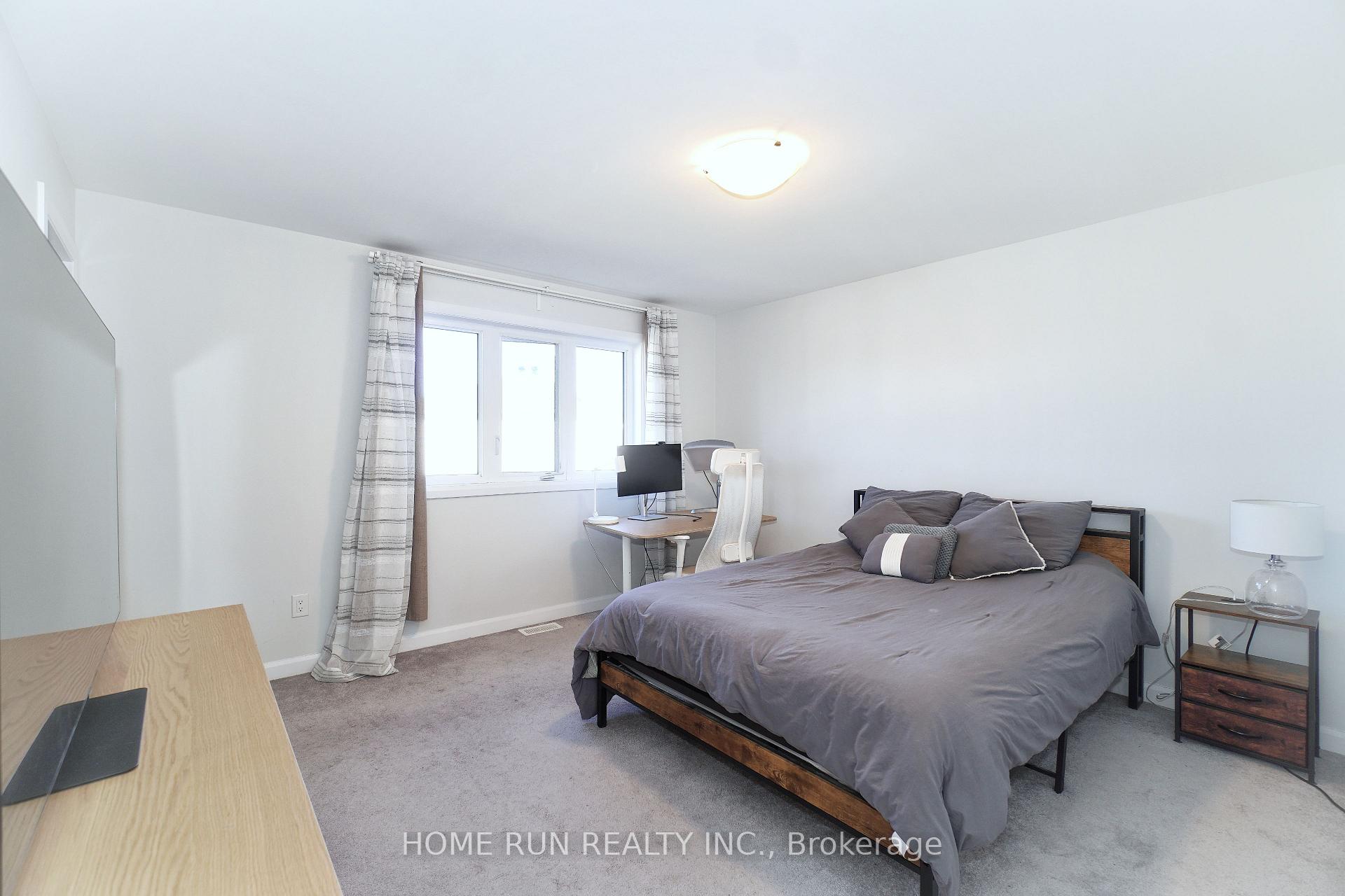 Photo 28 of 211 Clonrush Way, Ottawa, Kanata - Kanata Lakes/Heritage Hills — HOMEH