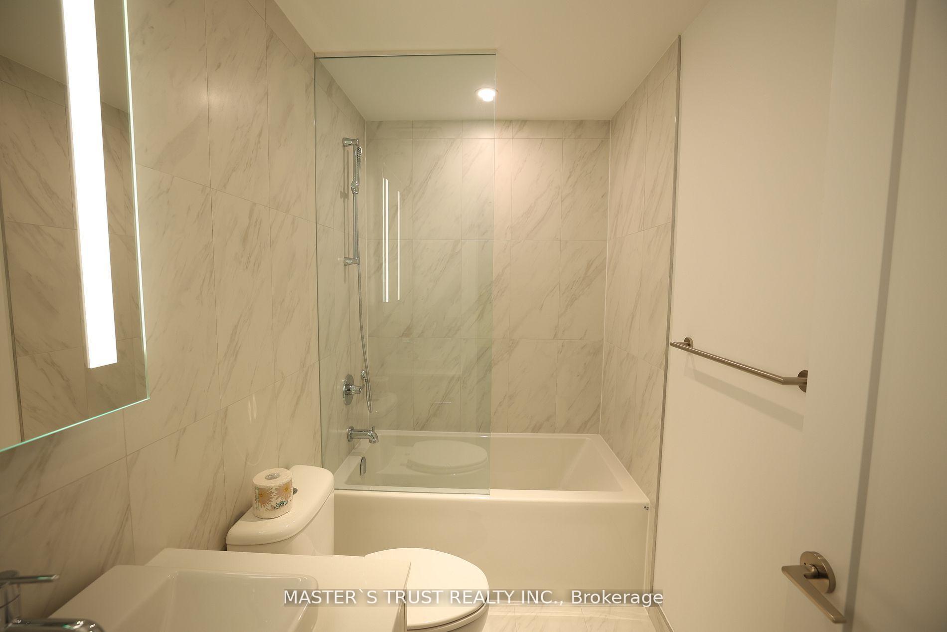 Photo 5 of Unit 803, 470 Front Street W, Toronto, Waterfront Communities — HOMEH