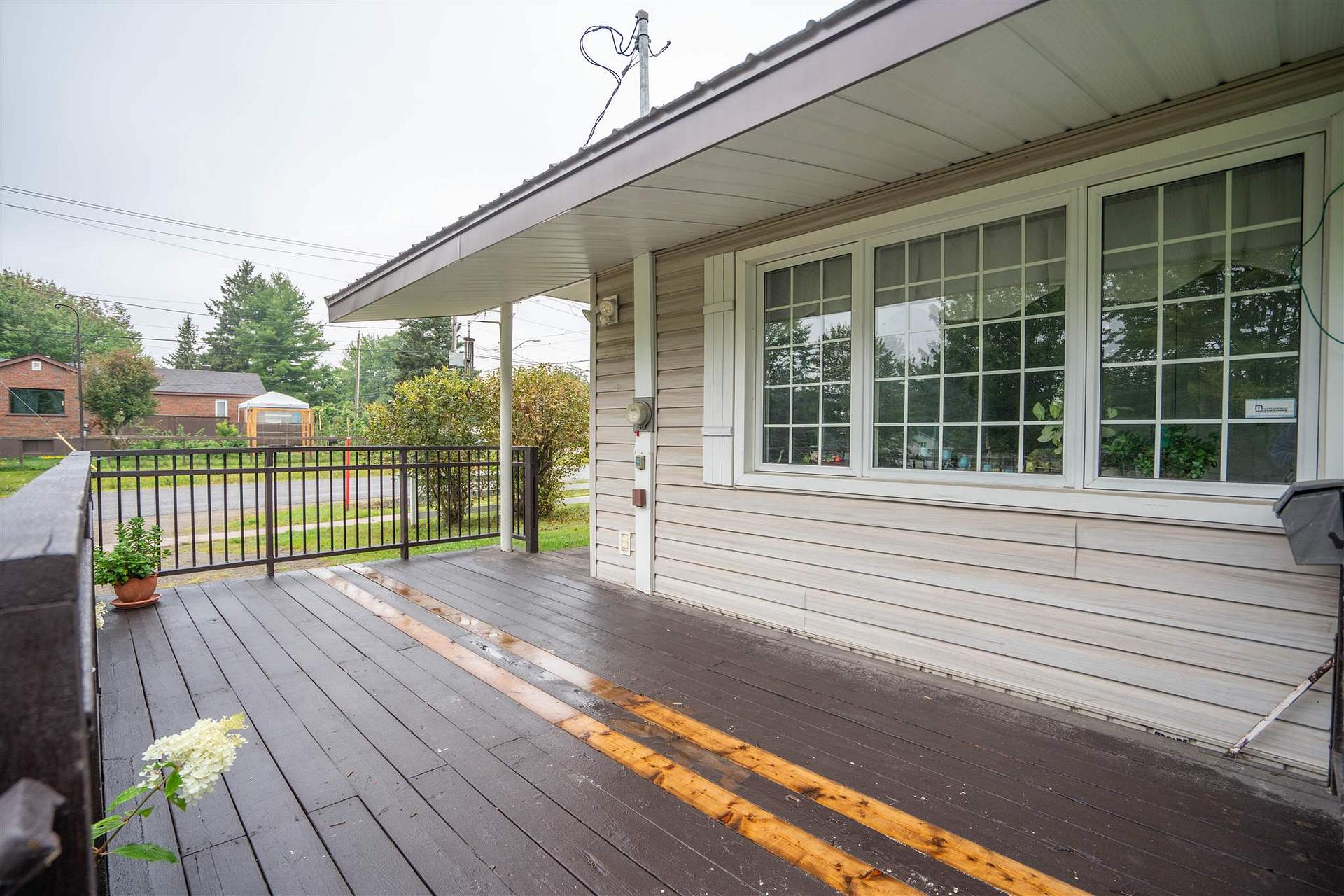 Photo 6 of 219 Eastern Avenue, Sault Ste Marie, Ward 1 — HOMEH