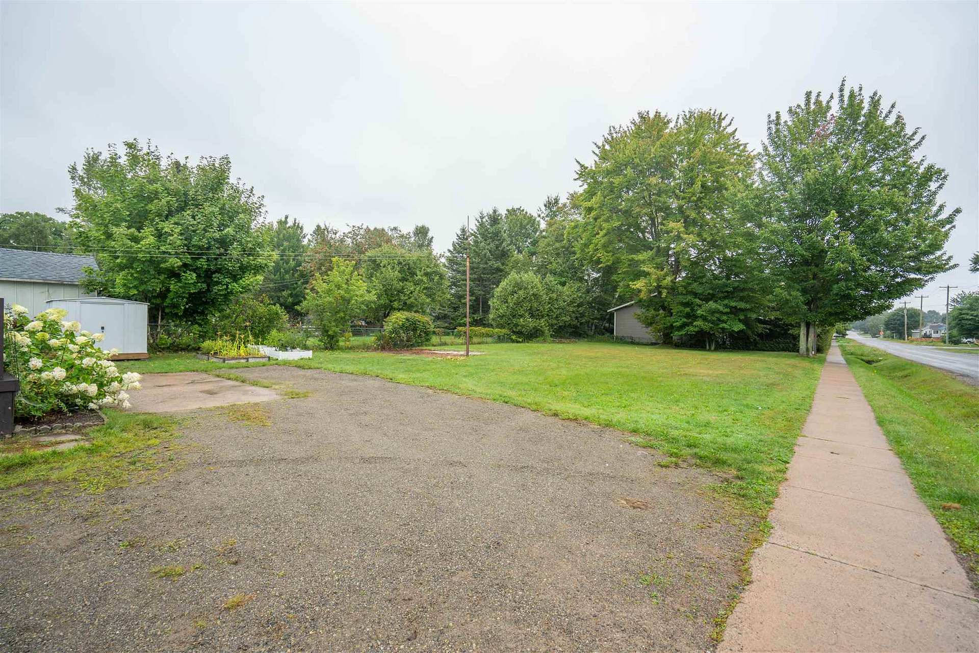 Photo 28 of 219 Eastern Avenue, Sault Ste Marie, Ward 1 — HOMEH