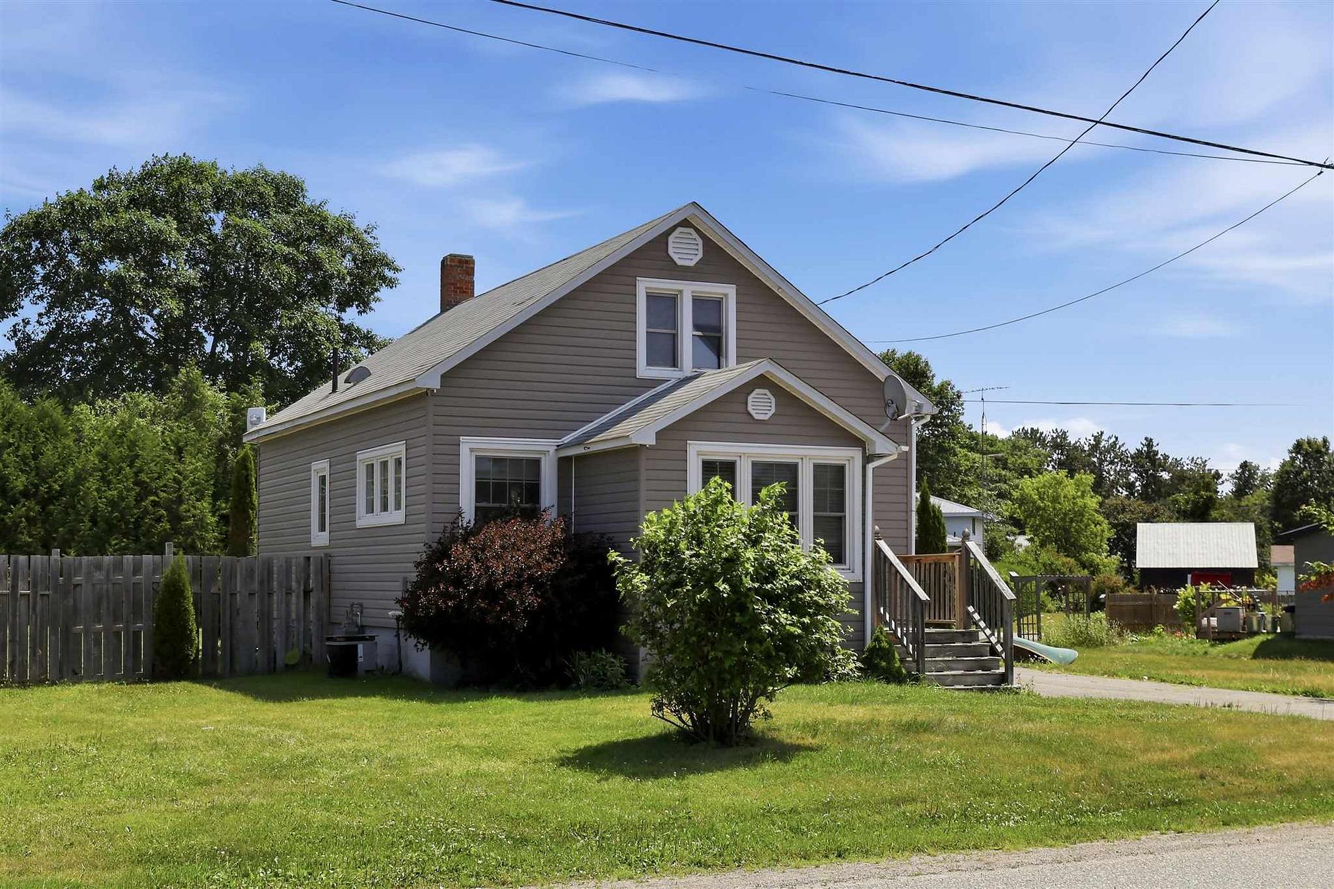 Photo 36 of 37 Government Road, Thessalon — HOMEH