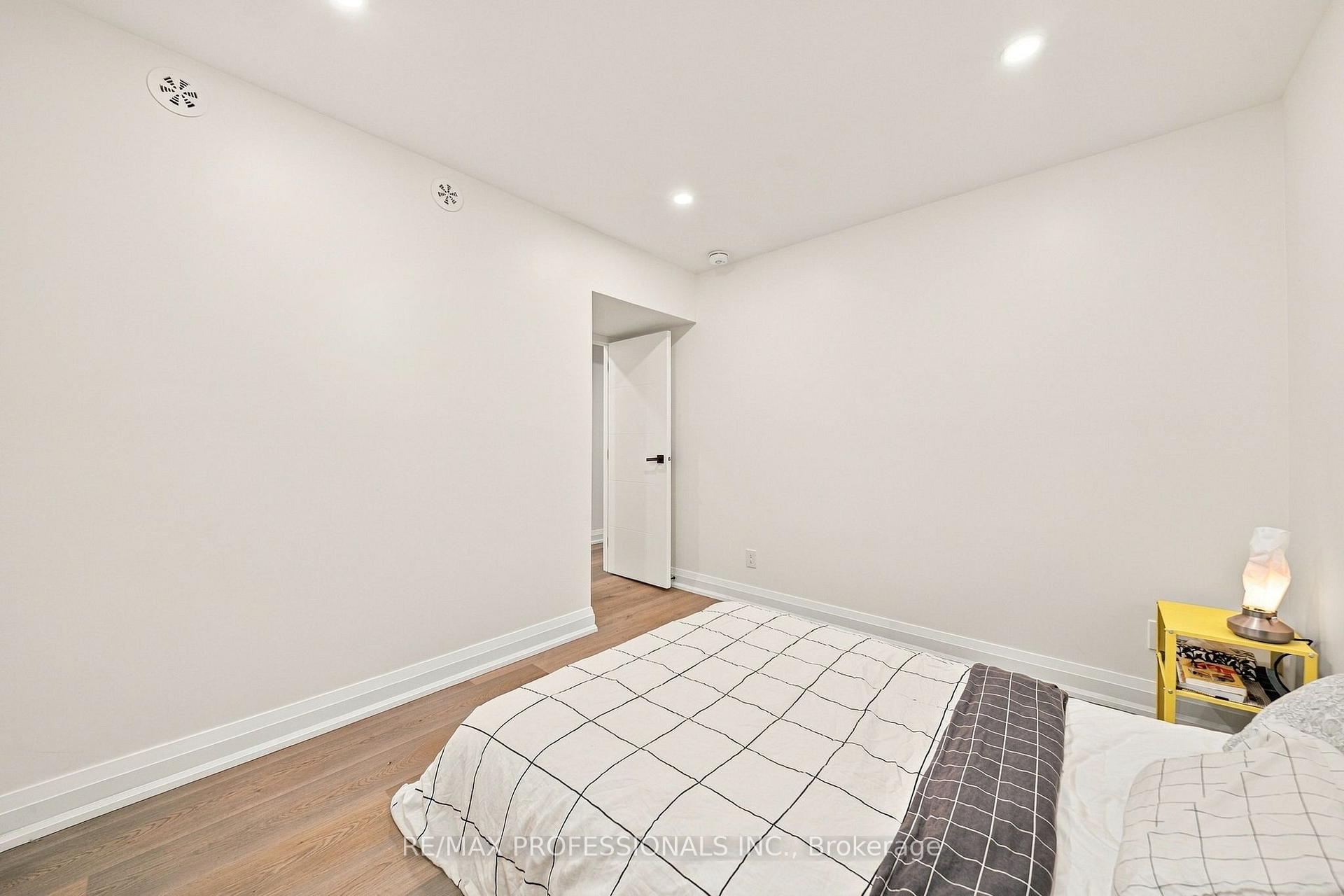 Photo 14 of Unit 2nd Flr, 134 Argyle Street, Toronto, Trinity-Bellwoods — HOMEH