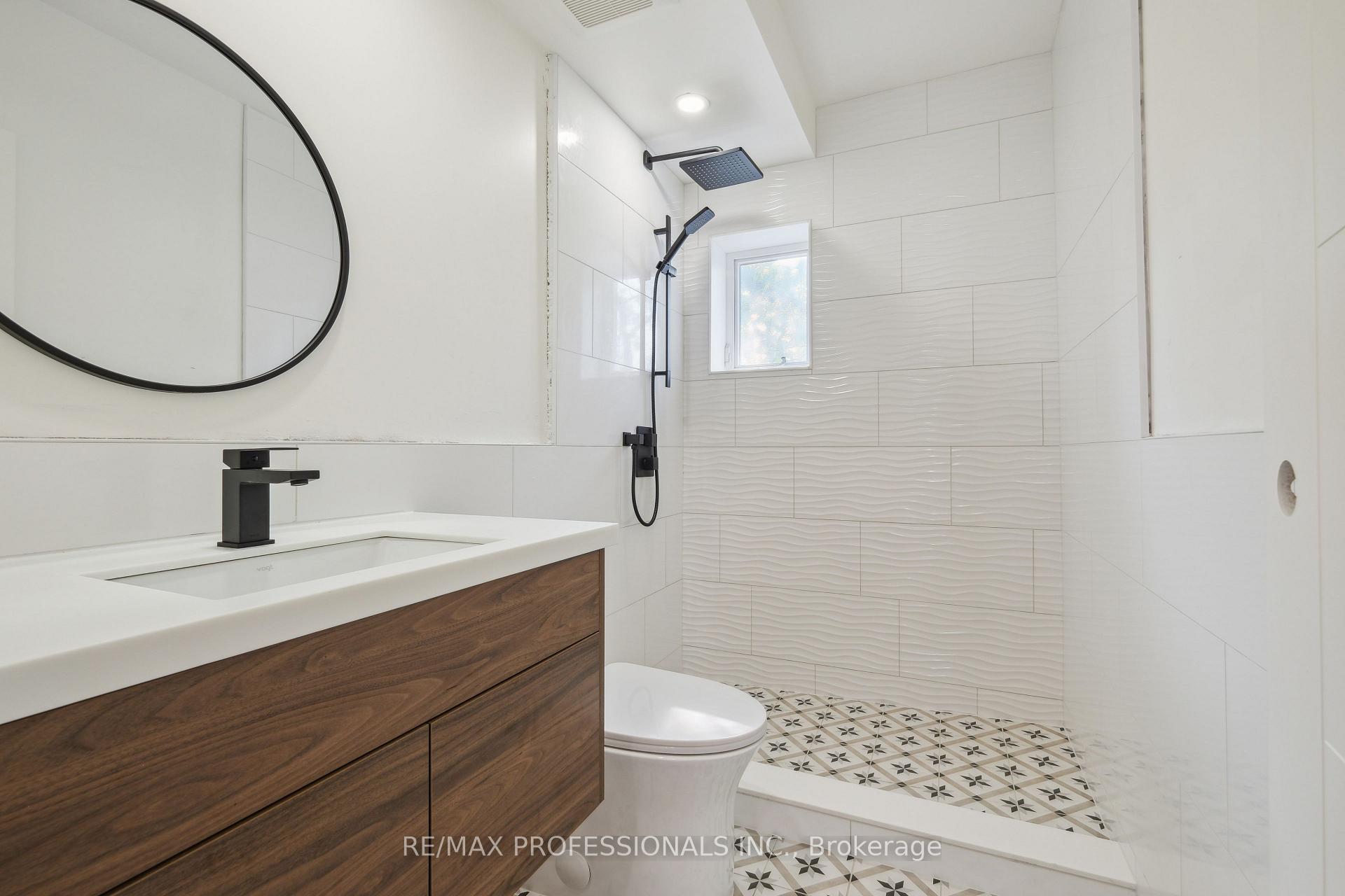 Photo 16 of Unit 2nd Flr, 134 Argyle Street, Toronto, Trinity-Bellwoods — HOMEH