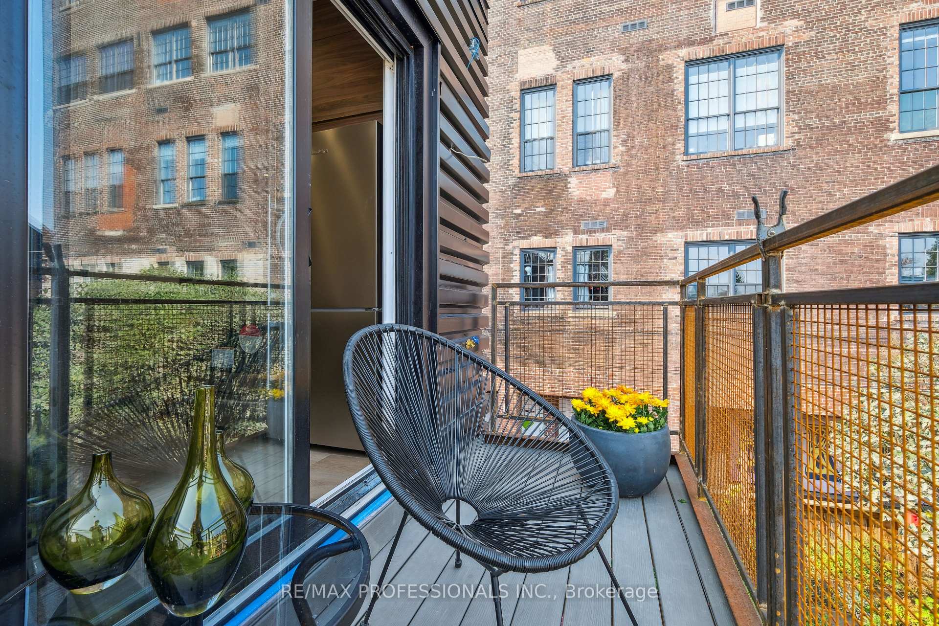 Photo 19 of Unit 2nd Flr, 134 Argyle Street, Toronto, Trinity-Bellwoods — HOMEH