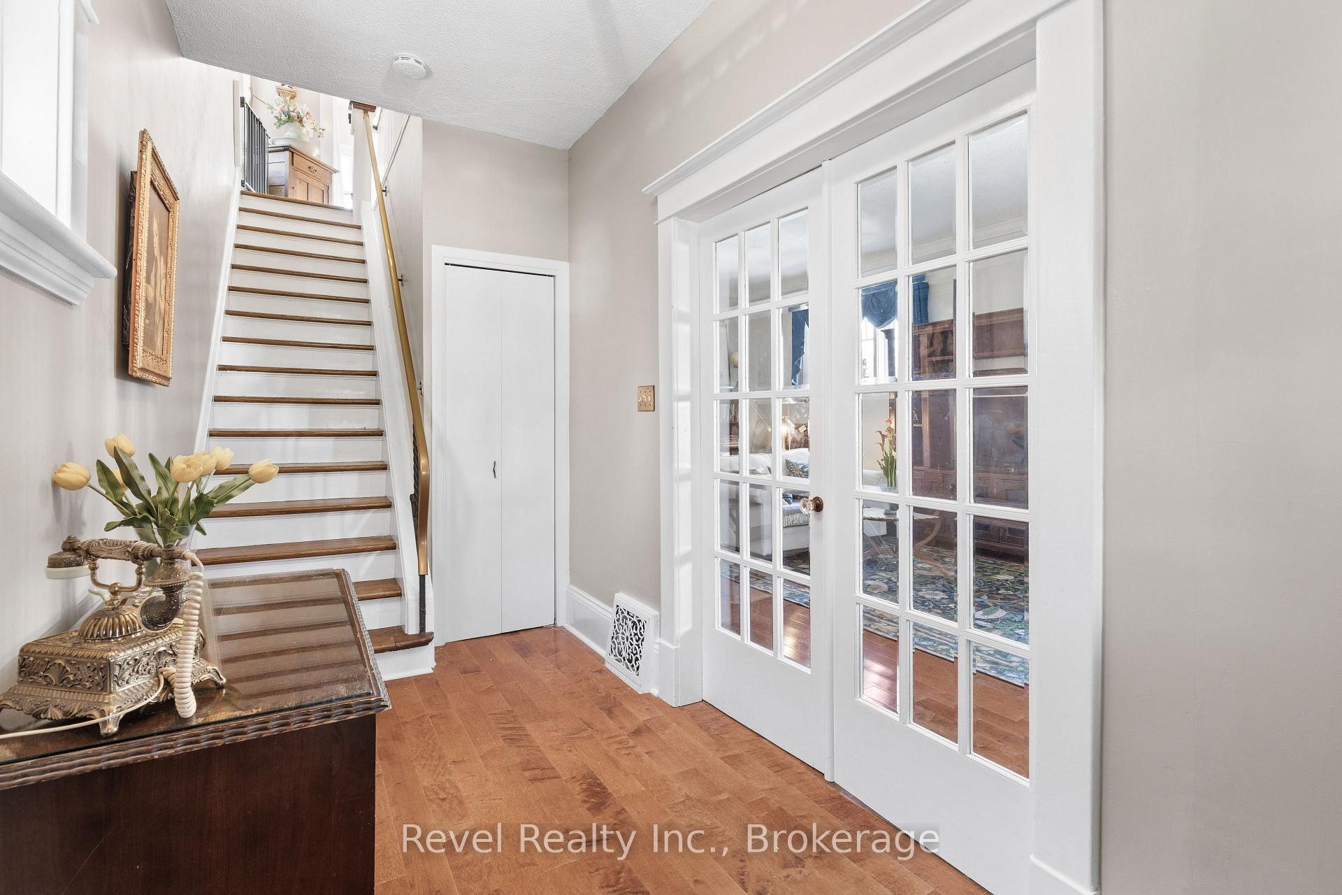 Photo 9 of 27 Francis Street, Kawartha Lakes, Lindsay — HOMEH