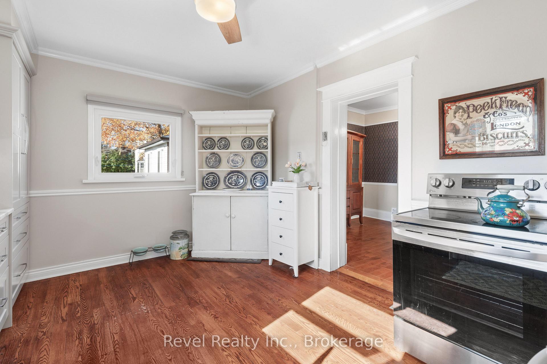 Photo 17 of 27 Francis Street, Kawartha Lakes, Lindsay — HOMEH