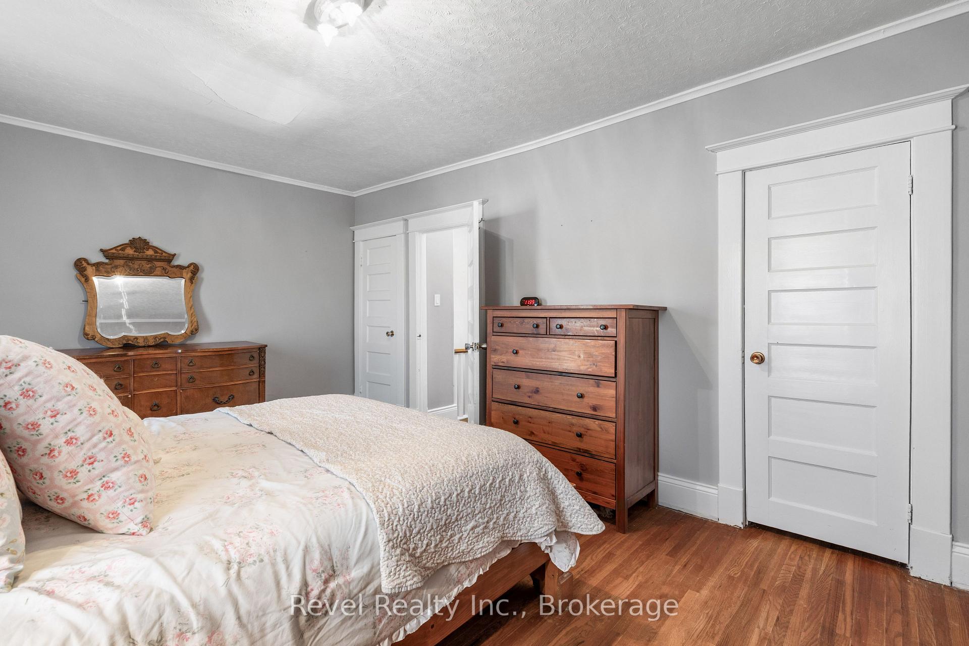 Photo 21 of 27 Francis Street, Kawartha Lakes, Lindsay — HOMEH