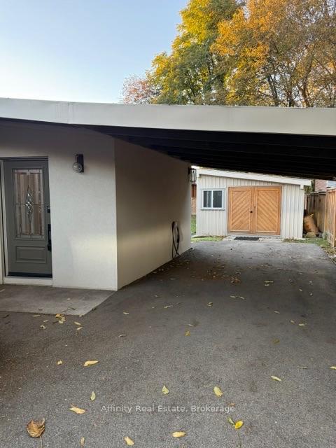 Photo 2 of 121 Paisley Boulevard E, Mississauga, Cooksville — HOMEH