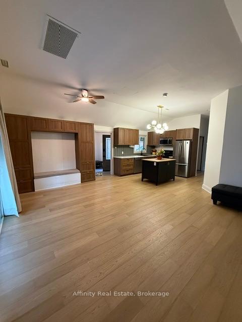 Photo 6 of 121 Paisley Boulevard E, Mississauga, Cooksville — HOMEH