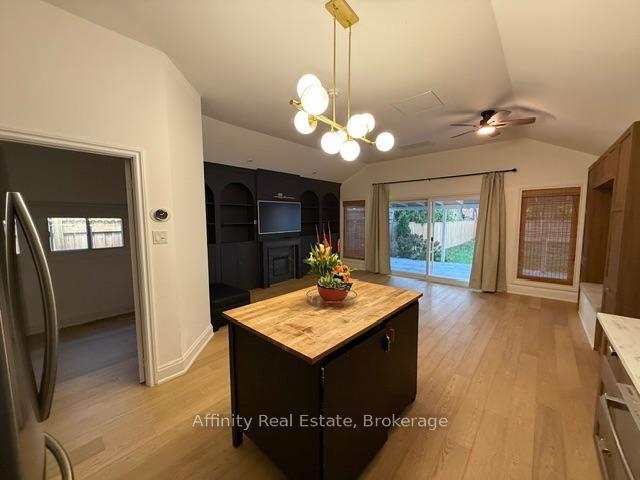 Photo 7 of 121 Paisley Boulevard E, Mississauga, Cooksville — HOMEH