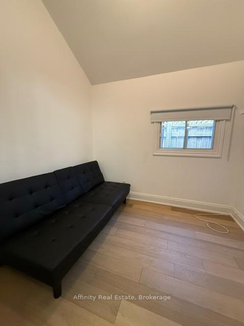 Photo 9 of 121 Paisley Boulevard E, Mississauga, Cooksville — HOMEH