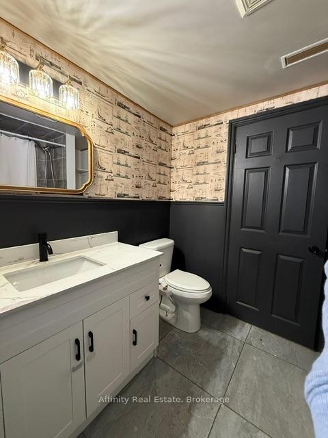 Photo 13 of 121 Paisley Boulevard E, Mississauga, Cooksville — HOMEH