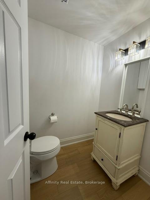 Photo 16 of 121 Paisley Boulevard E, Mississauga, Cooksville — HOMEH