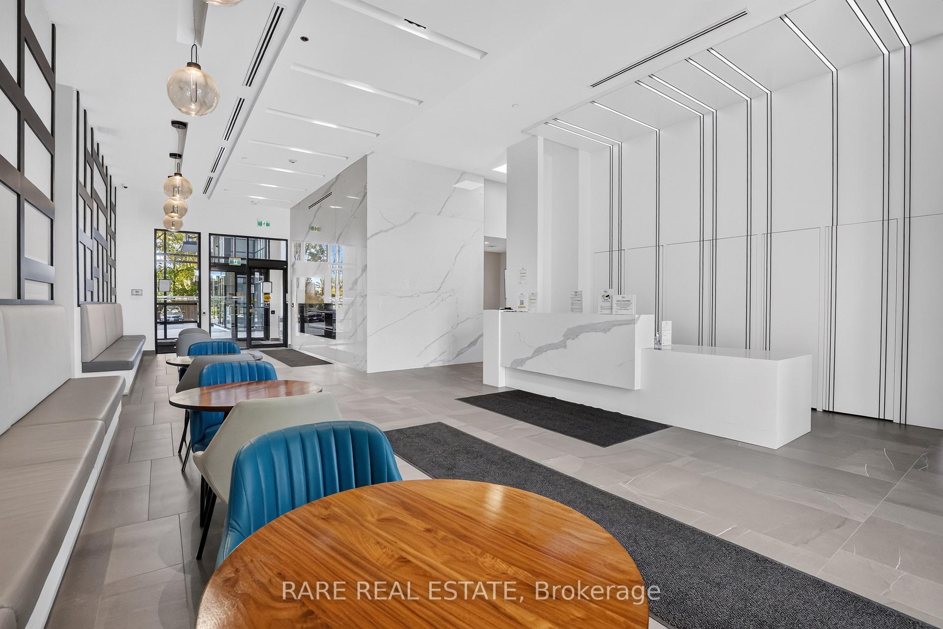 Photo 8 of Unit 327, 681 Yonge Street, Barrie, Painswick South — HOMEH