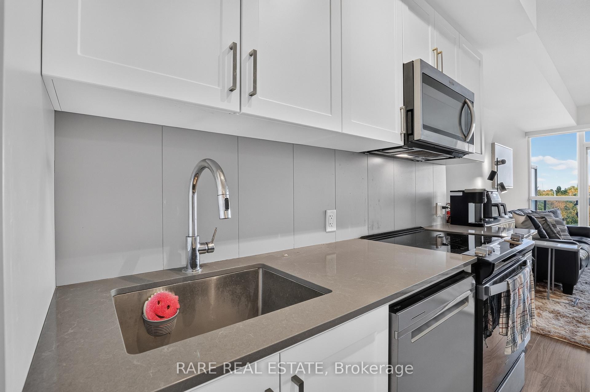Photo 15 of Unit 327, 681 Yonge Street, Barrie, Painswick South — HOMEH