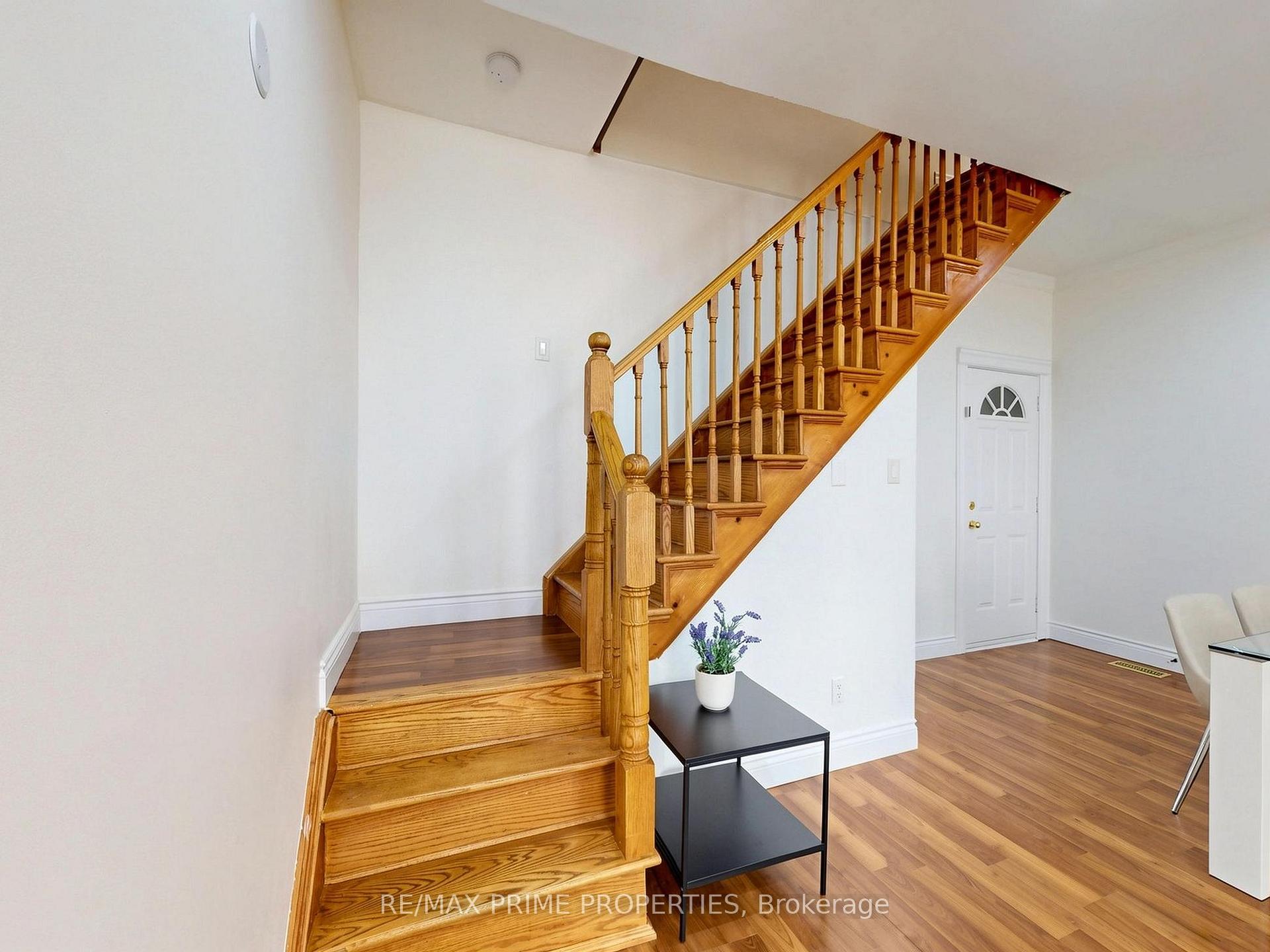 Photo 22 of 18 Dentonia Park Avenue, Toronto, Crescent Town — HOMEH