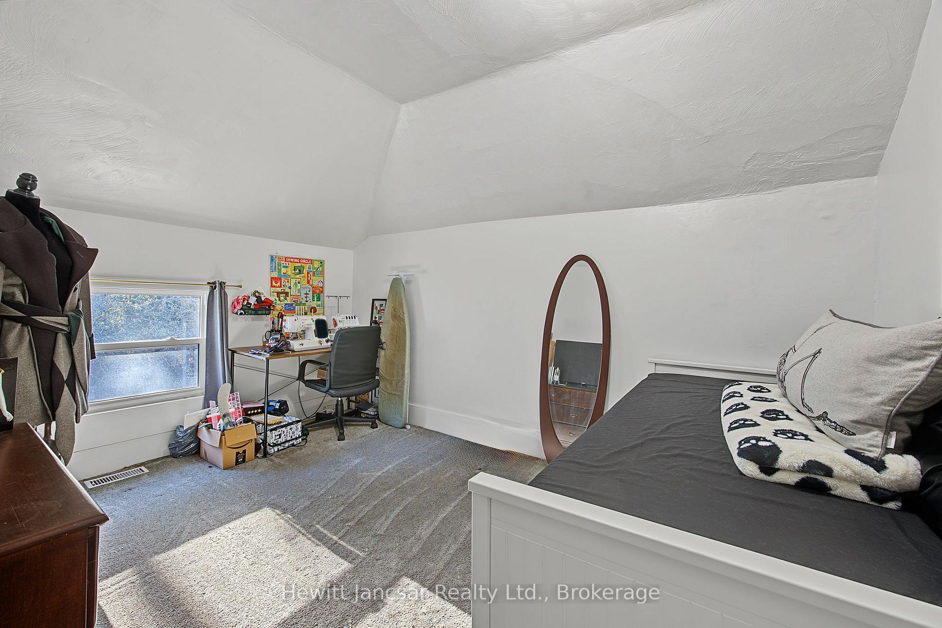 Photo 15 of 190 Jacob Street, Wilmot, New Hamburg — HOMEH