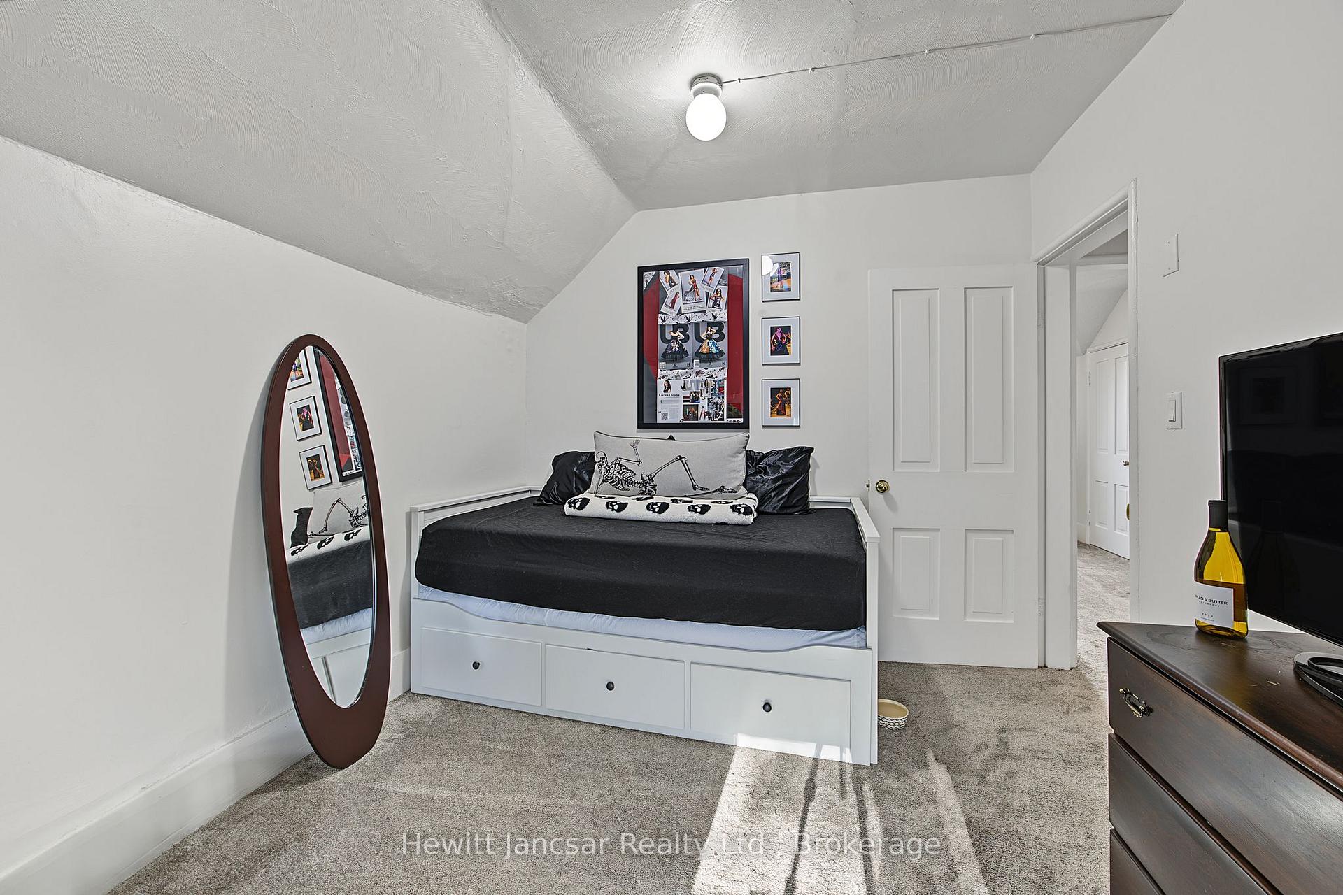 Photo 16 of 190 Jacob Street, Wilmot, New Hamburg — HOMEH