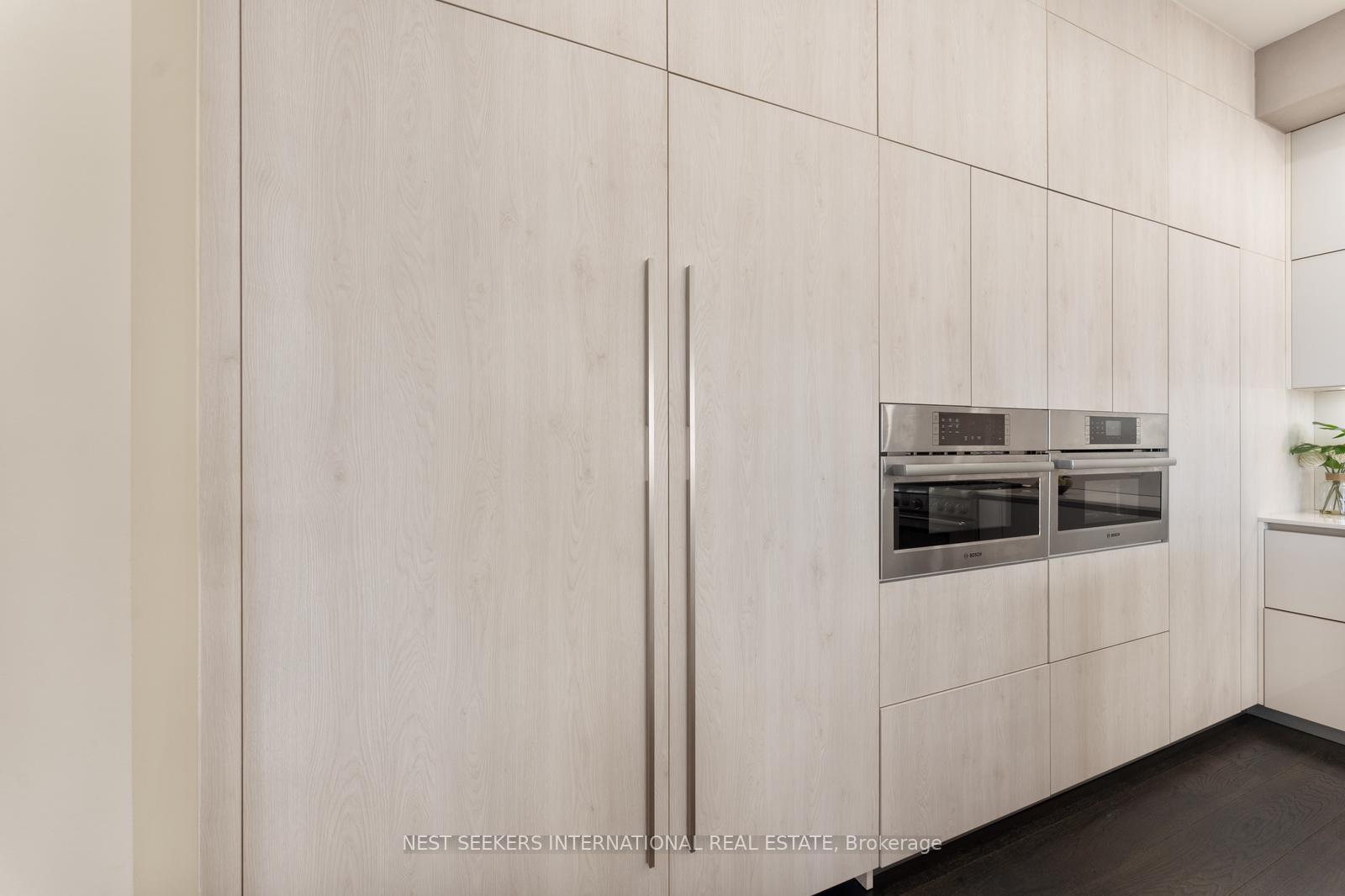 Photo 5 of 44 Mahaffy Court, King, Nobleton — HOMEH