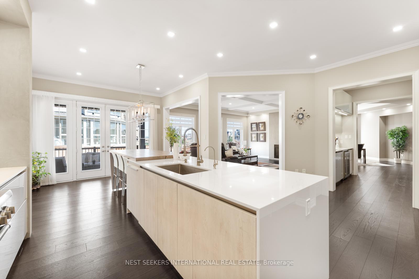 Photo 6 of 44 Mahaffy Court, King, Nobleton — HOMEH