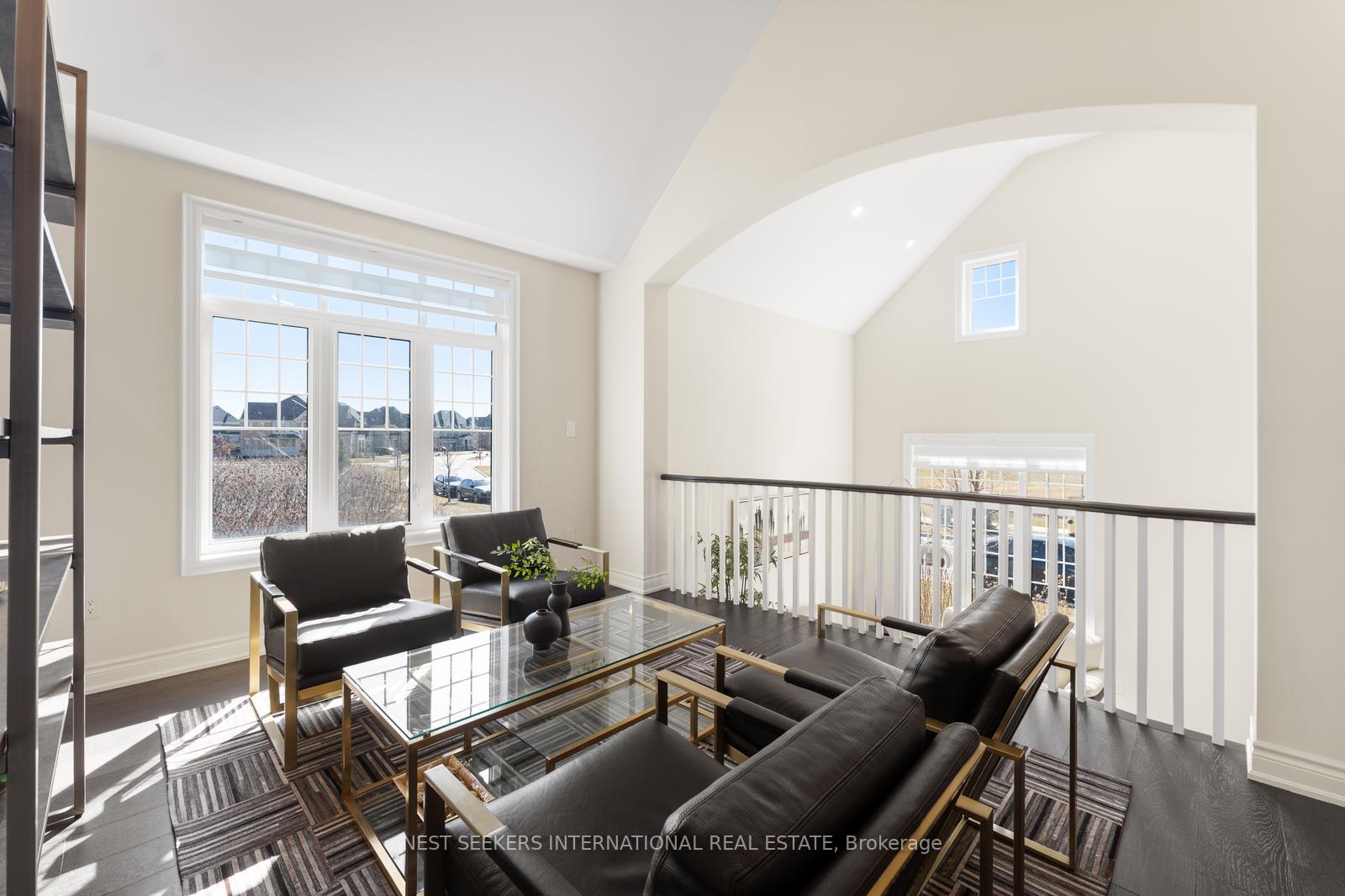 Photo 8 of 44 Mahaffy Court, King, Nobleton — HOMEH