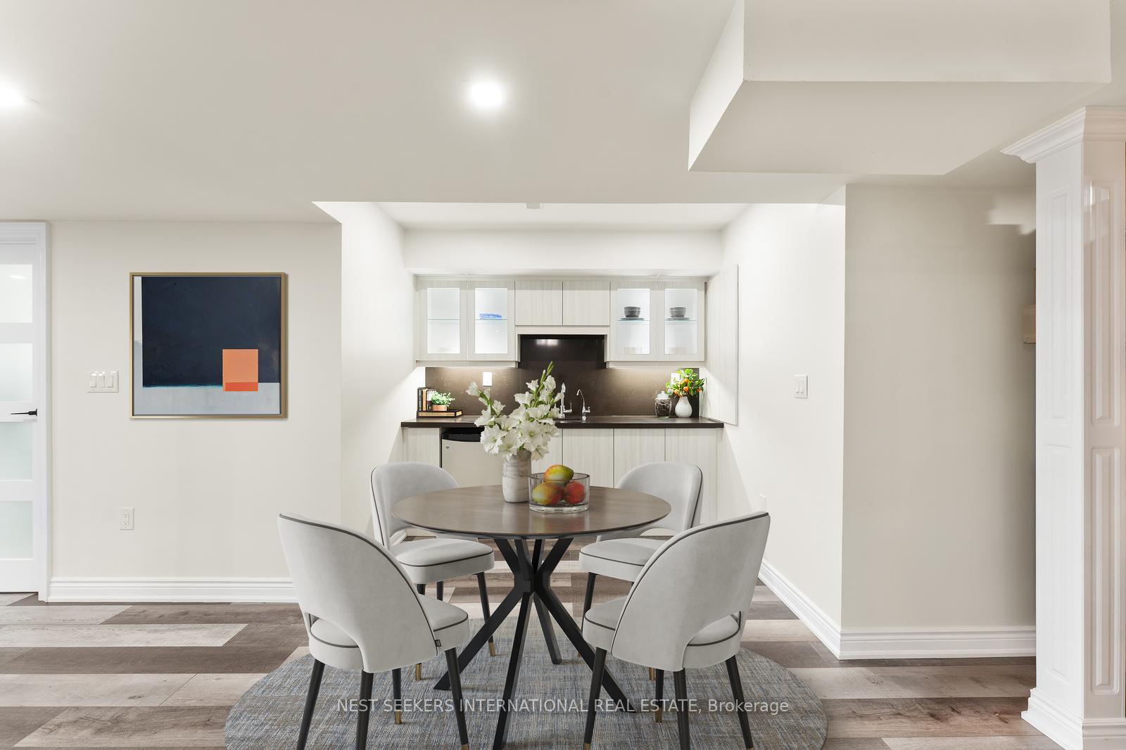Photo 24 of 44 Mahaffy Court, King, Nobleton — HOMEH