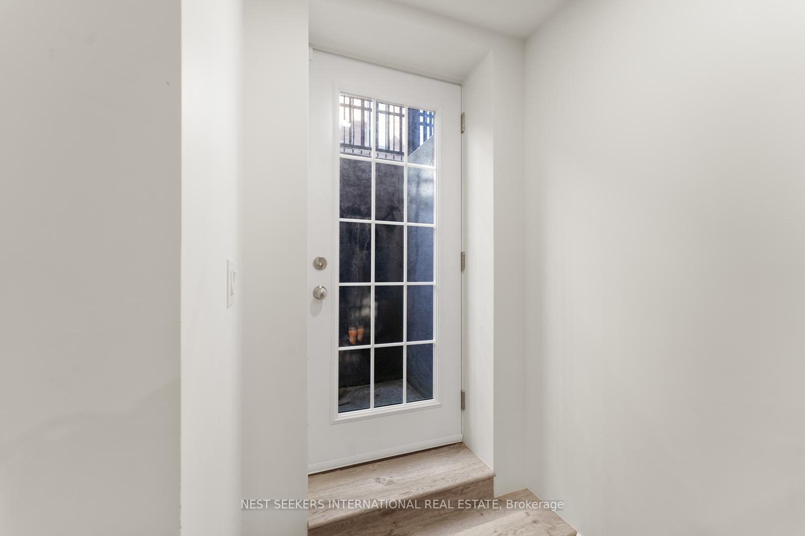 Photo 27 of 44 Mahaffy Court, King, Nobleton — HOMEH