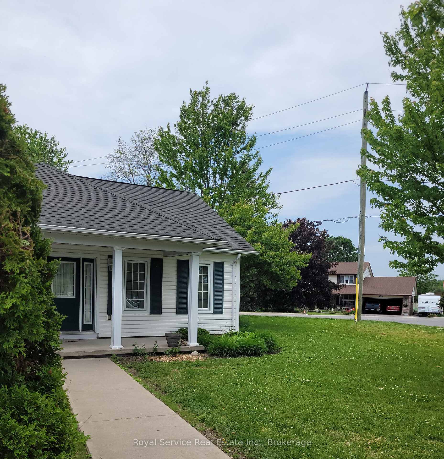 Photo 2 of Unit 102, 325 Densmore Road, Cobourg — HOMEH